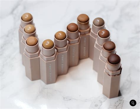 Match Stix Matte Skinstick - Fenty Beauty — Cocoa Swatches