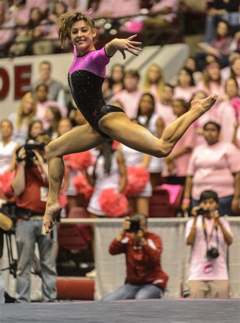 Photos of the Week: Jan. 27, 2013 | Female gymnast, Usa gymnastics, Artistic gymnastics