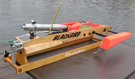 NE-Stuff: BlackBird .21 outrigger in Germany