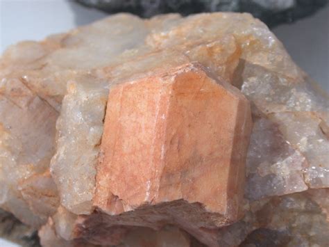 Pink K feldspar crystal with quartz. Wimmer Pit, Marathon County, WI. | Feldspar, Rocks and ...