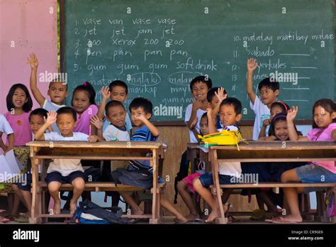 Philippines school classroom hi-res stock photography and images - Alamy