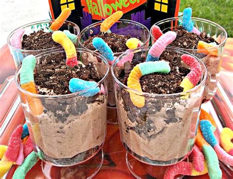 How to Make Worms In Dirt Dessert for Halloween - Parade