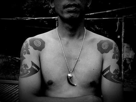 Traditional Iban Tattoos | Borneo tattoo, Tattoos, Iban tattoo