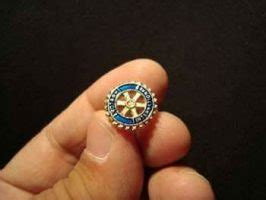 Top 50+ imagen pins rotary club - Abzlocal.mx