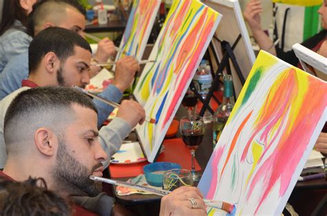 10 Things You Should Know About Sip and Paint Parties | Art Fun Studio