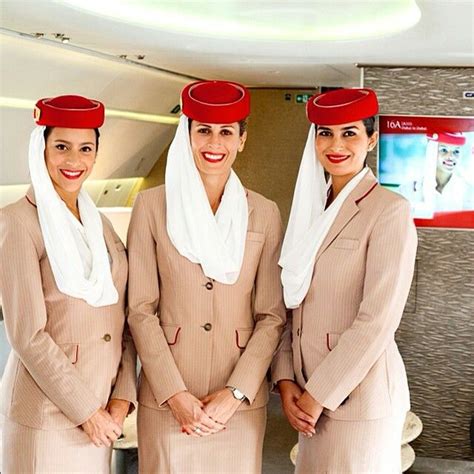 Emirates stewardess @ammorsaadi Emirates Airline Cabin Crew, Airline ...