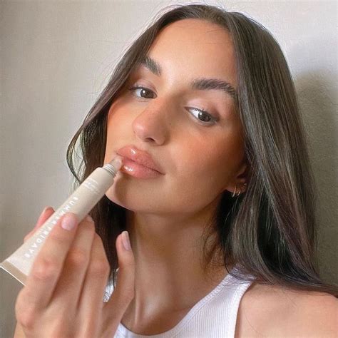 How to Apply Matte Lipstick Like a Total Pro