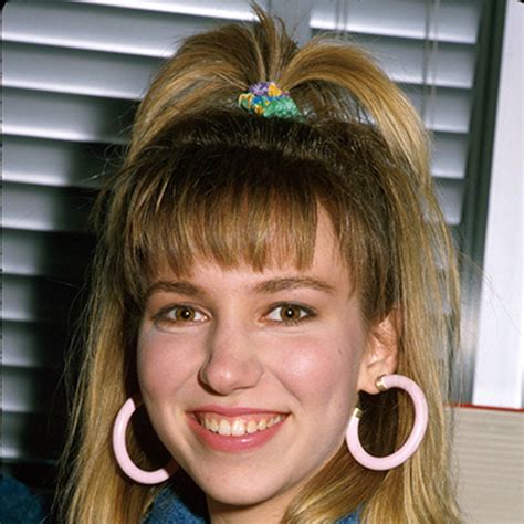 10 Totally ‘80s Hairstyles Made Modern for 2023 | 80s hair styles, Debbie gibson, Prom hair