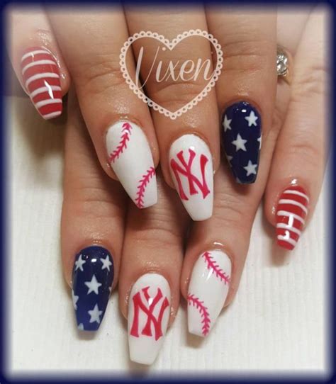 Lovely American Flag Nail Art 2018 +2019 - fashionist now