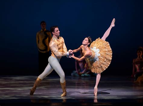 Dance Commentary by Heather Desaulniers: San Francisco Ballet - "Nutcracker"