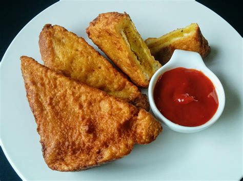 Aloo Bread Pakora Recipe | Bread Pakora with Stuffed Potato