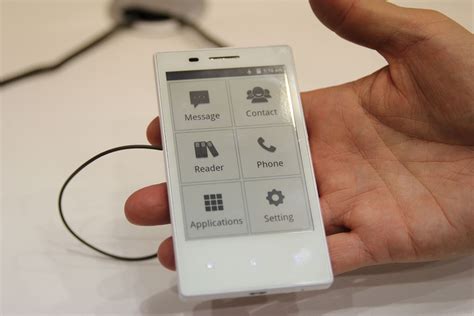 Meet The Entirely E-Ink 3G Smartphone That Could Cost As Little As A Dumbphone | TechCrunch