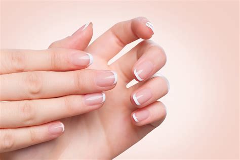 23 TIPS FOR BEAUTIFUL HANDS AND NAILS - LivOliv Cosmetics