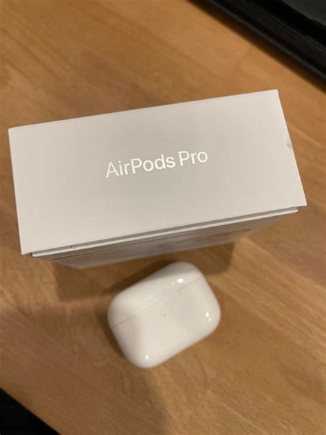 MacBook Air M2 + AirPods Pro 2nd Gen, Computers & Tech, Laptops & Notebooks on Carousell