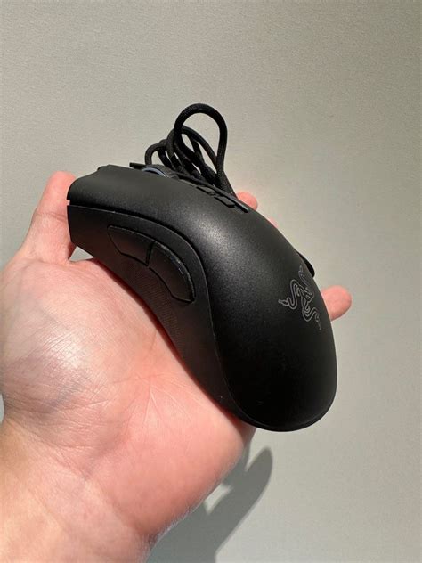 Razer Deathadder V2 Gaming Mouse, Computers & Tech, Parts & Accessories ...