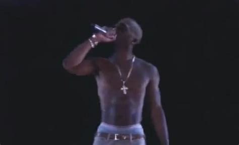 Tupac's Hologram performing With Snoop Dogg and Dr.Dre (Video) ~ Hi ...