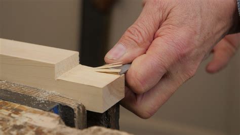 Using a Chisel | Using Guide | Common Woodworking- Woodworking for ...