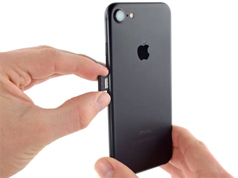 iPhone 7 Plus Black 128 GB SIMカード読み込まない - blog.knak.jp