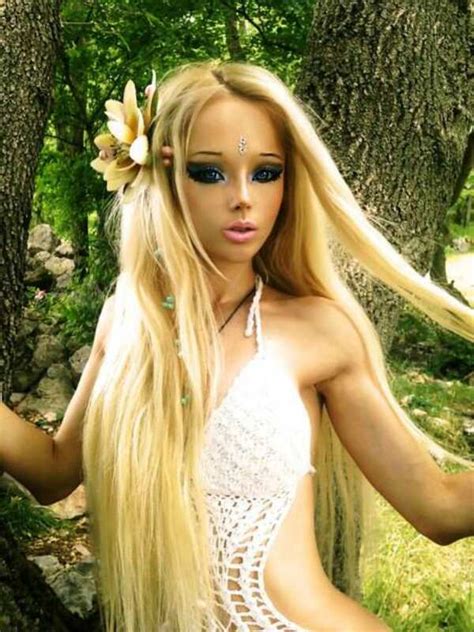 Human Barbie Valeria Lukyanova: see the before and after photos - Legit.ng