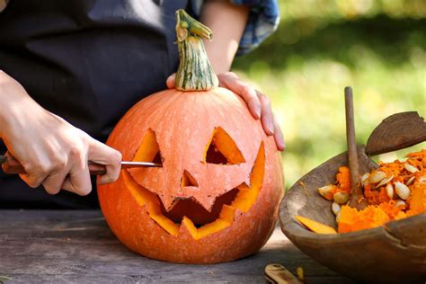 What to Do With Pumpkin Seeds After Carving a Jack-O'-Lantern