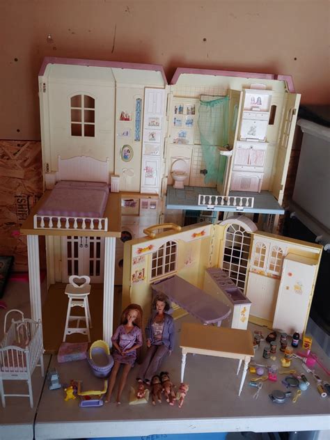 Barbie happy family interactive house (tested and works), grandparents ...