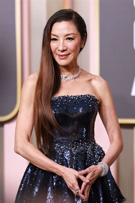 Michelle Yeoh – Golden Globe Awards 2023 • CelebMafia