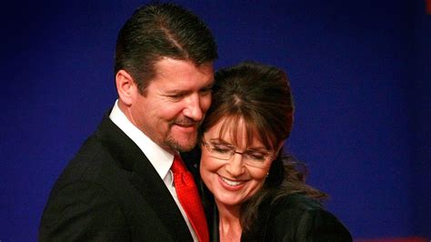 Lawyer Breaks Down The Ugly Truth About Sarah Palin's Divorce