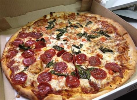 11 Best Pizza Places in Toledo, OH (Reviews, Photos, Maps)