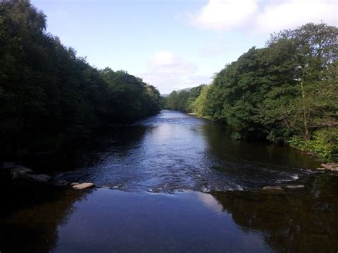 River Tawe South - Around Guides | Landscape photography, River, Landscape