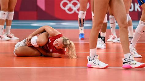 Second injury for USA women's volleyball team - KYMA