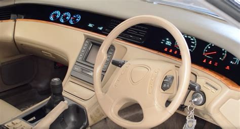 1990 Mazda Cosmo Interior : r/RetroFuturism