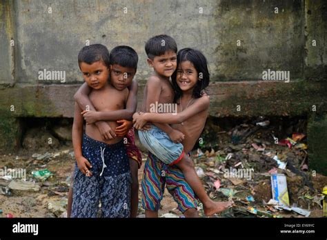 Dhaka, Bangladesh. 22nd July, 2015. A group of Bangladeshi slum ...