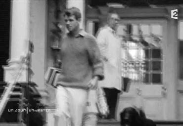 Helping Jackie move from White House to Georgetown. | Kennedy family, Jackie kennedy, Robert kennedy