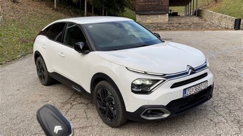 New Citroen C4 (2021) - FIRST LOOK exterior, interior & trunk space ...