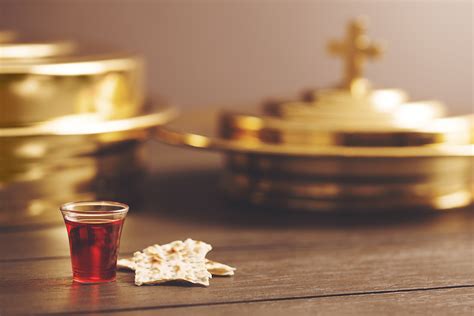 7 reasons why the Church should celebrate weekly communion