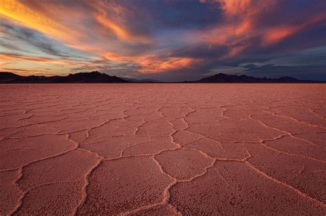 Bonneville salt flats sunset - polewapps