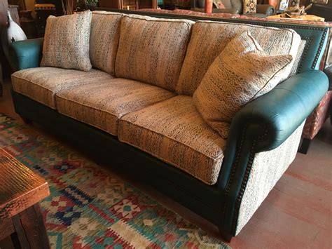 Turquoise Couch | knittingaid.com