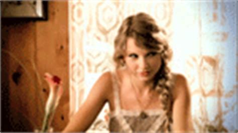 Mine Gif - Taylor Swift Icon (15275527) - Fanpop