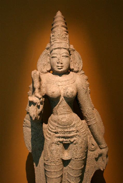 Photo: Statue at the Asian Civilization Museum