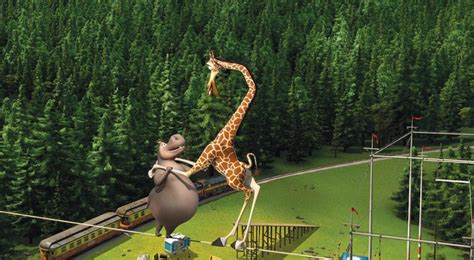 Gloria and Melman by Trixieluz on DeviantArt