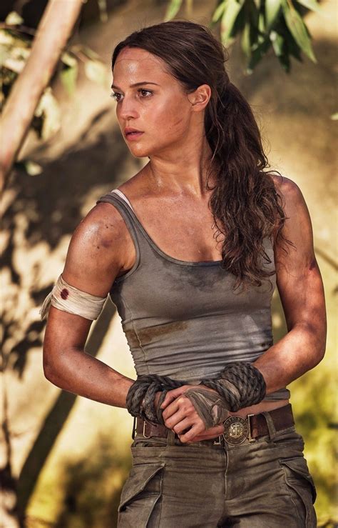 Alicia Vikander as Lara Croft - Tomb Raider (2018) fotografia (41215860 ...