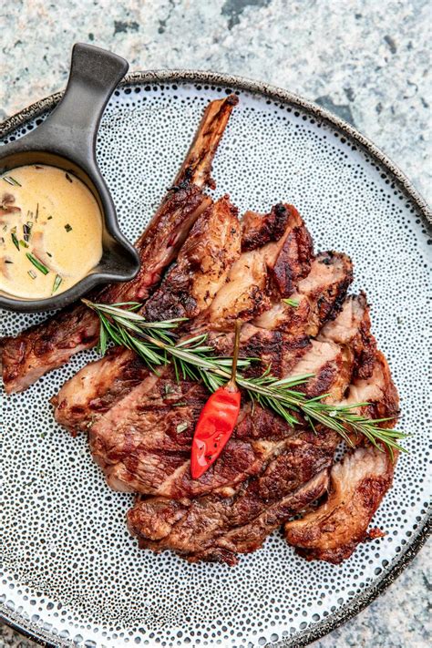 Grilled Steak on a Ceramic Plate · Free Stock Photo