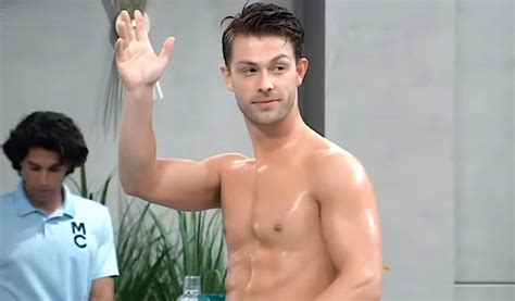 General Hospital's Evan Hofer (Dex) Cool With Shirtless Photos/Scenes