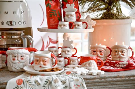 Four Different ways to add Santa Decor - Liz Marie Blog