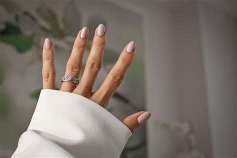 Modern Engagement Rings for Women on the Cutting Edge