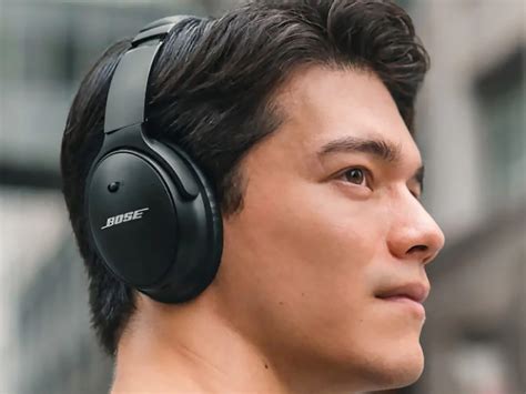 Bose QuietComfort 45 Wireless Noise Cancelling Over-the-Ear Headphones Triple Black Richard Son ...