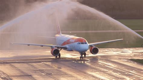 VIDEO Inaugural EasyJet service to Southampton Airport