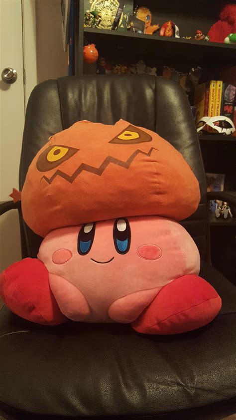 Thought y'all might like this new kirby plush I got : r/Kirby