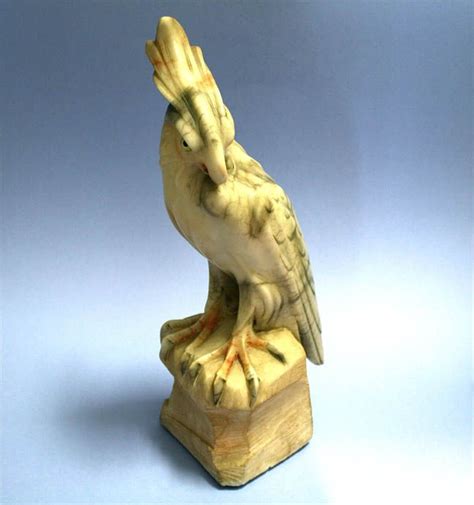 A beautiful Italian alabaster carving of a Parrot | Carving, Alabaster ...