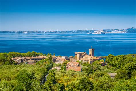 Lago di Bolsena, scopri il meraviglioso lago del Lazio